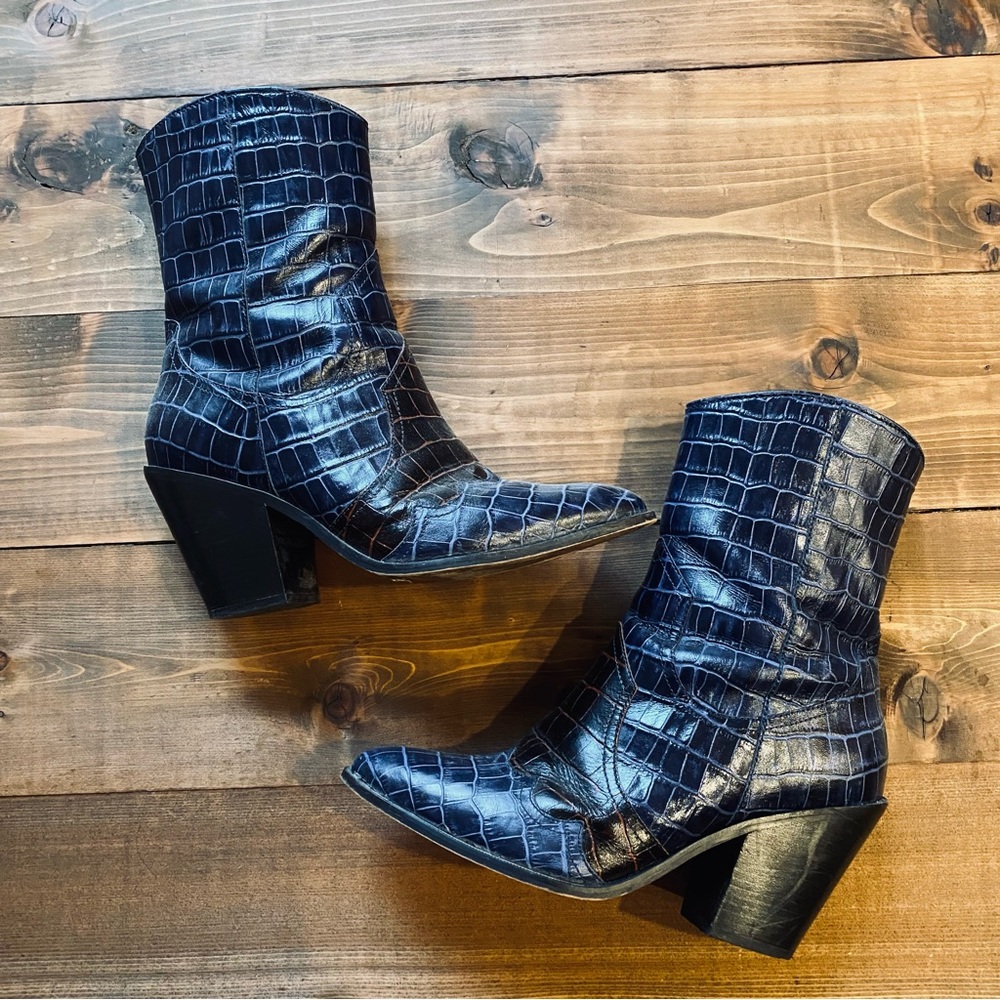 Urban Outfitters snakeskin western booties